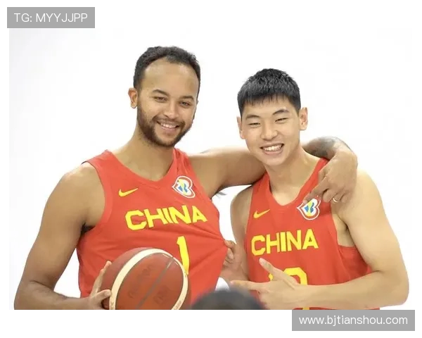 李凯尔社媒晒赛场精彩瞬间 赛场内外展现主场胜利的力量与激情